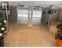 103 - 570 PROUDFOOT LANE - 2