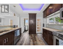25 LOCUST STREET - 17