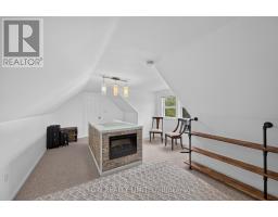 25 LOCUST STREET - 28