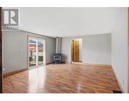 179 MAIN STREET - 6