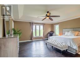 31 - 515 SKYLINE AVENUE - 17