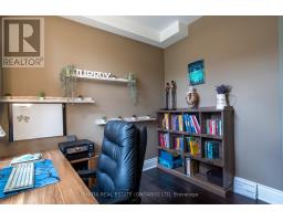 31 - 515 SKYLINE AVENUE - 5