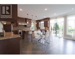 31 - 515 SKYLINE AVENUE - 8