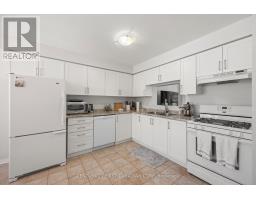 25 - 9 AILSA PLACE - 21