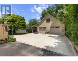 201 MARGARET STREET - 37