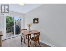 28 EDGEMERE CRESCENT - 11