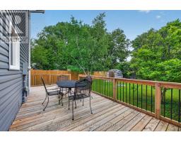 28 EDGEMERE CRESCENT - 35
