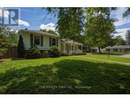 52 MAXWELL CRESCENT - 3