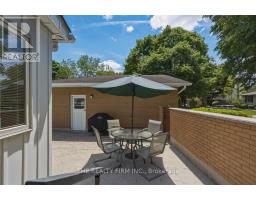 52 MAXWELL CRESCENT - 34