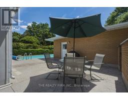 52 MAXWELL CRESCENT - 35