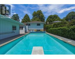 52 MAXWELL CRESCENT - 40
