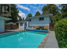 52 MAXWELL CRESCENT - 41