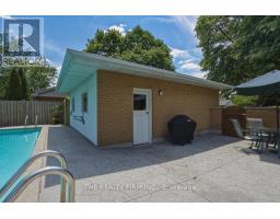 52 MAXWELL CRESCENT - 42
