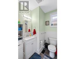 594 HIGHBURY AVENUE N - 18