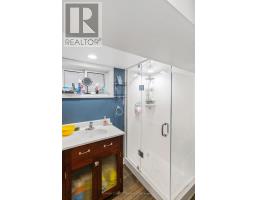 594 HIGHBURY AVENUE N - 26