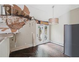 15 CARLTON AVENUE - 14