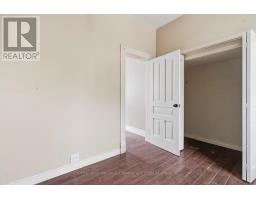 15 CARLTON AVENUE - 20