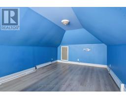 15 CARLTON AVENUE - 21