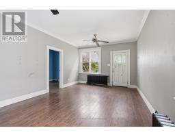 15 CARLTON AVENUE - 8