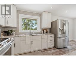 653 VISCOUNT ROAD - 13