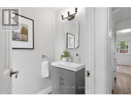 653 VISCOUNT ROAD - 31