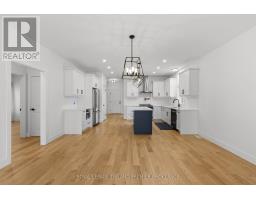 1346 BUSH HILL LINK - 12