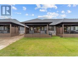 12 - 32 POSTMA CRESCENT - 29