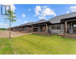 12 - 32 POSTMA CRESCENT - 30
