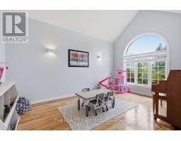 55 FARMHOUSE ROAD - 16