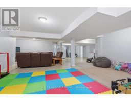 55 FARMHOUSE ROAD - 37
