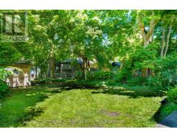 236 BERNARD AVENUE - 32