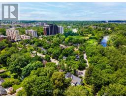 236 BERNARD AVENUE - 34