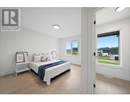 4067 FALLINGBROOK ROAD - 32
