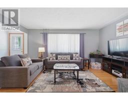 27 STORMONT DRIVE - 10