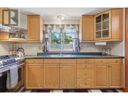 27 STORMONT DRIVE - 17