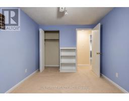 24 - 25 ERICA CRESCENT - 23
