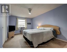 24 - 25 ERICA CRESCENT - 26