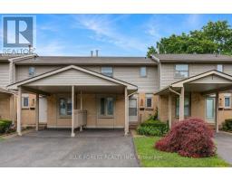 24 - 25 ERICA CRESCENT - 40