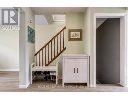24 - 25 ERICA CRESCENT - 5