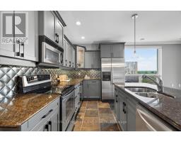908 - 250 PALL MALL STREET - 19