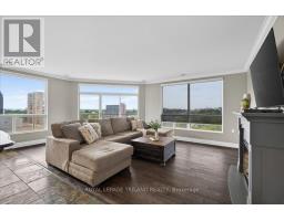 908 - 250 PALL MALL STREET - 21