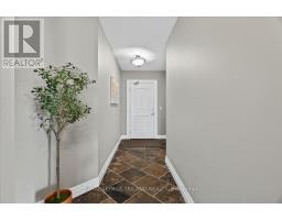 908 - 250 PALL MALL STREET - 7