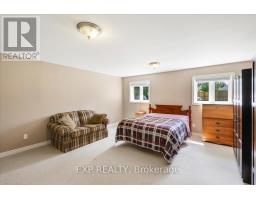 122 1/2 RAILWAY AVENUE - 32