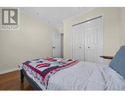 237 PARKVIEW DRIVE E - 27