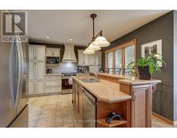 4588 COLONEL TALBOT ROAD - 13