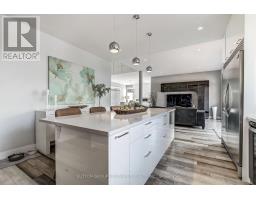 12 GROGAST COURT - 14
