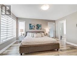 12 GROGAST COURT - 18