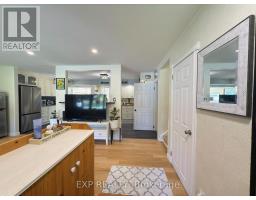 438 MAGNOLIA CRESCENT - 4