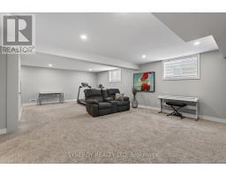 149 COLLINS WAY - 31