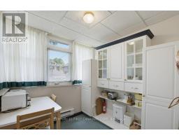 243 TECUMSEH AVENUE E - 22